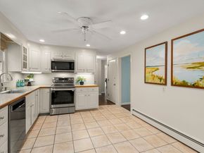 29 Kendall Rd, Sudbury MA 01776