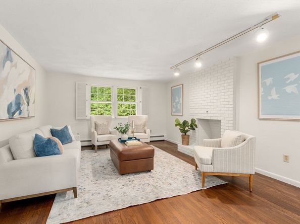 29 Kendall Rd, Sudbury MA 01776