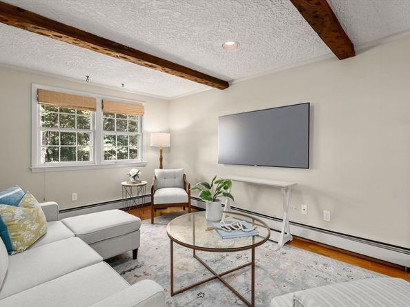 29 Kendall Rd, Sudbury MA 01776