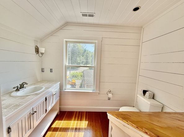 101 Quincy Street, Holbrook MA 02343