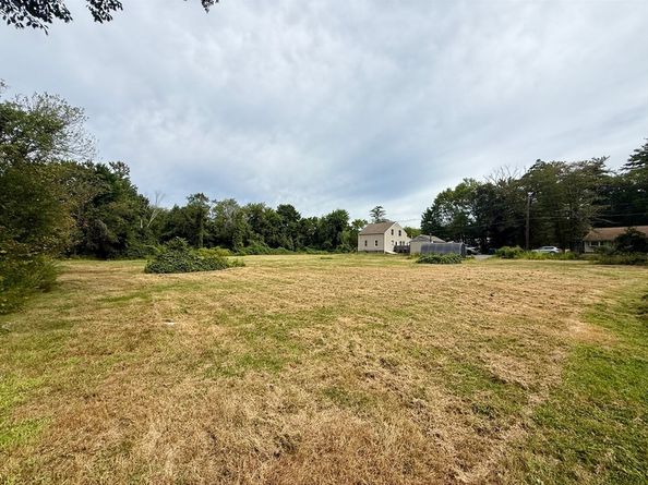101 Quincy Street, Holbrook MA 02343