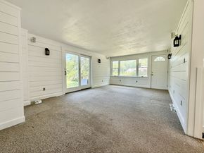 101 Quincy Street, Holbrook MA 02343
