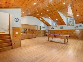 220 Mattapoisett Rd, Rochester MA 02770