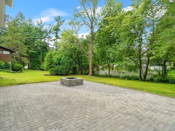 7 Thornberry Road, Winchester MA 01890