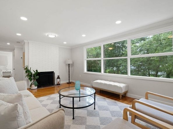 7 Thornberry Road, Winchester MA 01890