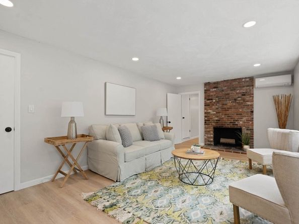 7 Thornberry Road, Winchester MA 01890
