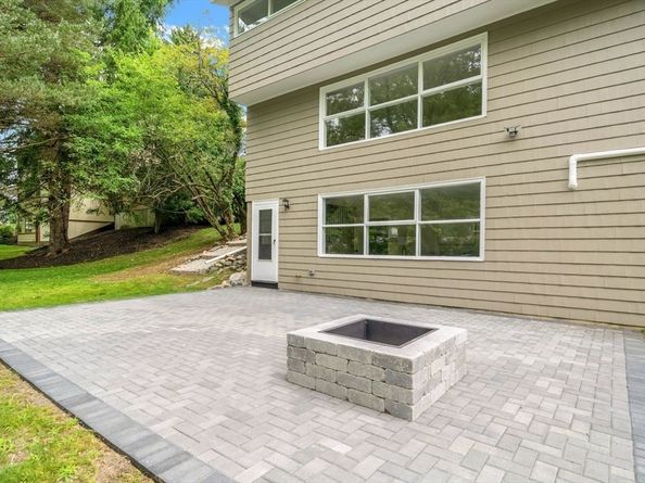 7 Thornberry Road, Winchester MA 01890