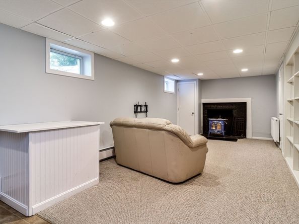 29 Jodie Road, Framingham MA 01702