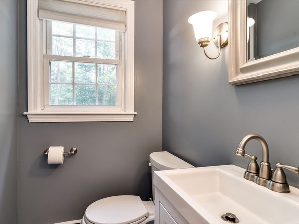 29 Jodie Road, Framingham MA 01702