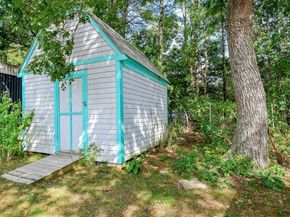 24 Kimberly Ct, Wareham MA 02571