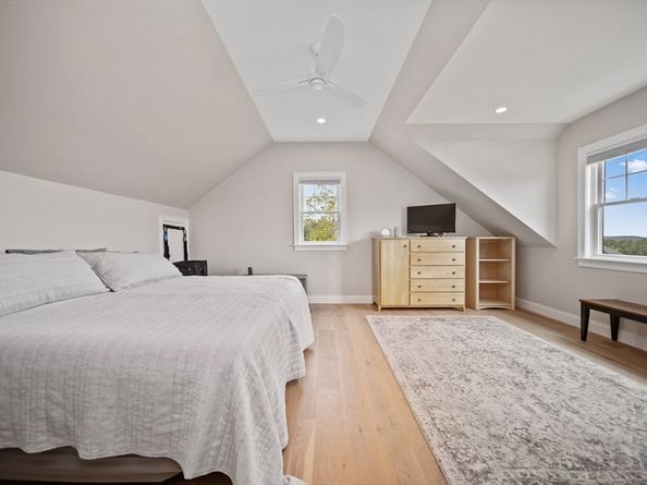17 Chestnut Lane, Littleton MA 01460