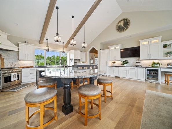 17 Chestnut Lane, Littleton MA 01460