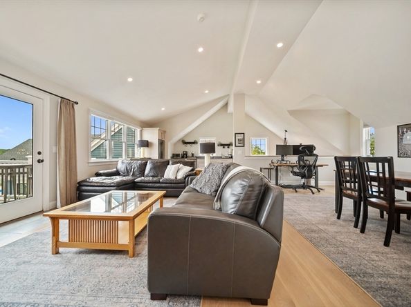 17 Chestnut Lane, Littleton MA 01460