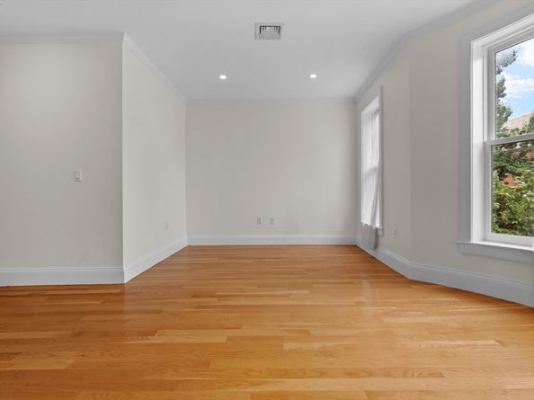 86 W Springfield St 2, Boston MA 02118
