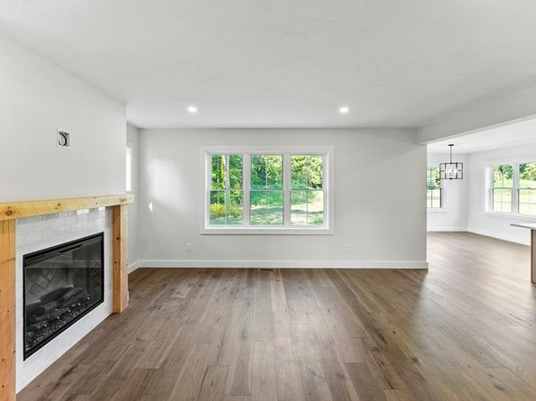 2 Fontana Way, Bridgewater MA 02324
