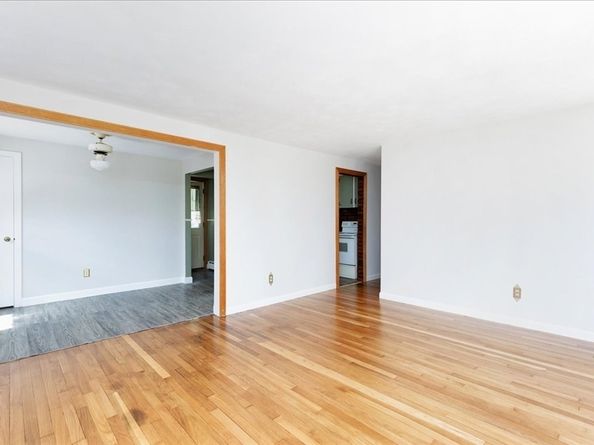 35 Rindone St, Holbrook MA 02343