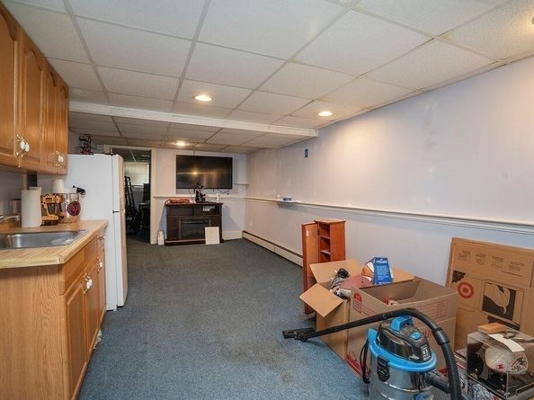 22 Mayfair St, Lynn MA 01904