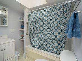 22 Mayfair St, Lynn MA 01904