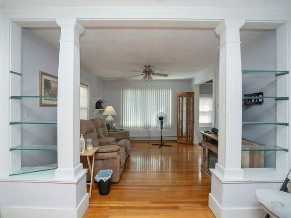 22 Mayfair St, Lynn MA 01904
