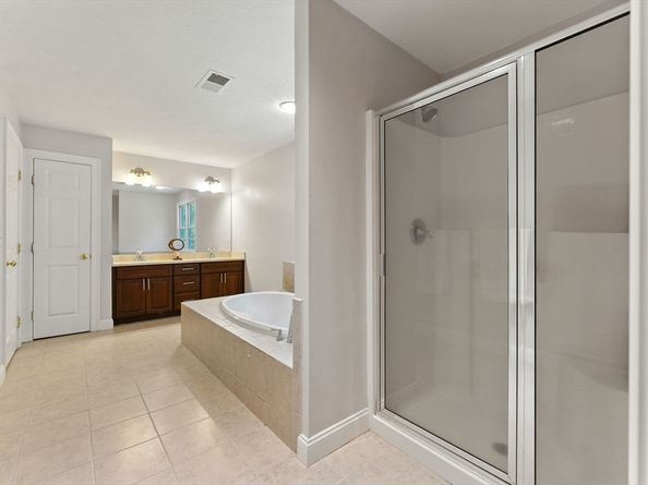 1155 Burroughs Road, Boxborough MA 01719