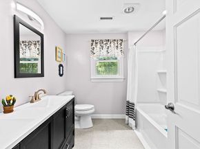 76 Union St, Hanson MA 02341