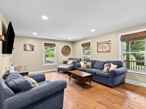 76 Union St, Hanson MA 02341