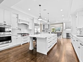 11 Fairhaven Rd, Newton MA 02459