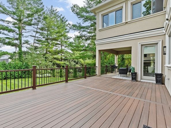 11 Fairhaven Rd, Newton MA 02459
