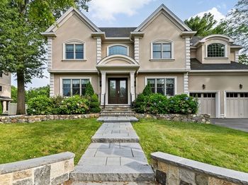 11 Fairhaven Rd