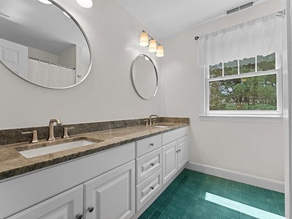 43 Stearns Road, Marlborough MA 01752
