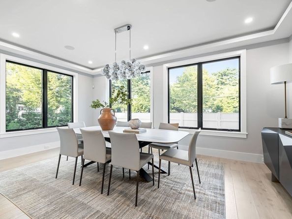 609 Hunnewell St, Needham MA 02494