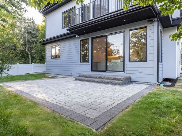609 Hunnewell St, Needham MA 02494