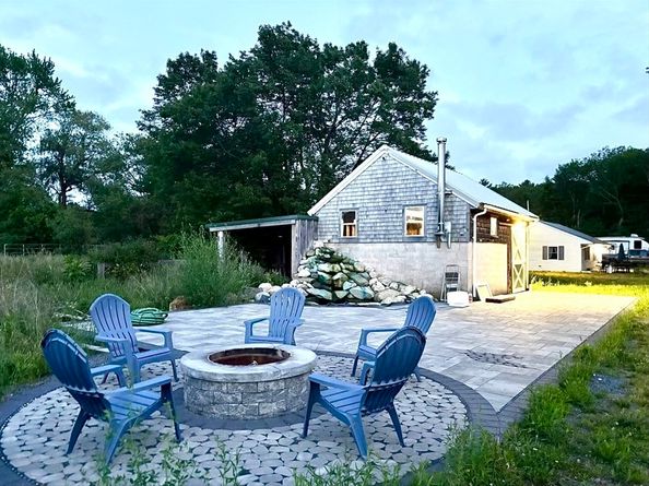 114 Center St, Plympton MA 02367