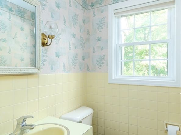 44 Camp Street, Paxton MA 01612
