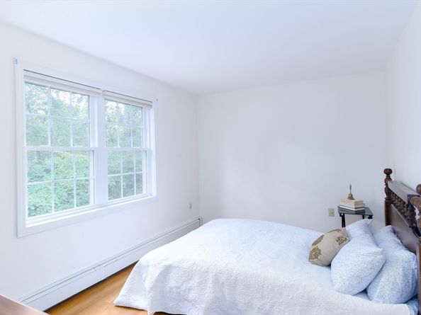 44 Camp Street, Paxton MA 01612
