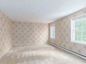 44 Camp Street, Paxton MA 01612