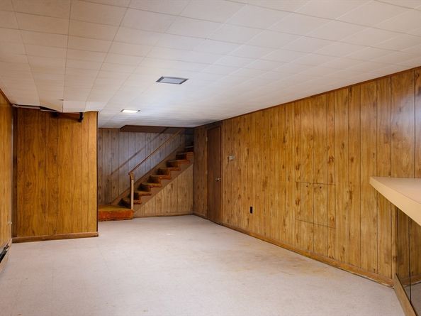 44 Camp Street, Paxton MA 01612