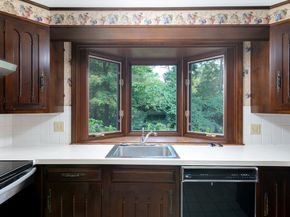 44 Camp Street, Paxton MA 01612