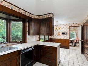 44 Camp Street, Paxton MA 01612