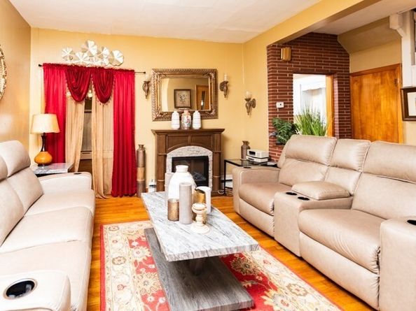 43 Aldrich St, Boston MA 02131