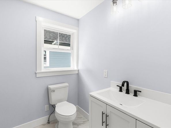 69 Readville St A, Boston MA 02136