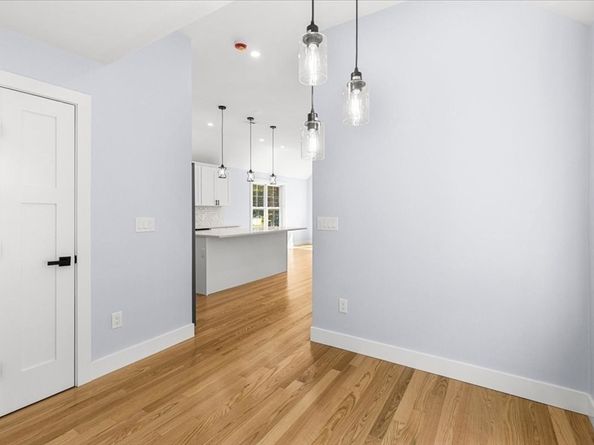 69 Readville St A, Boston MA 02136
