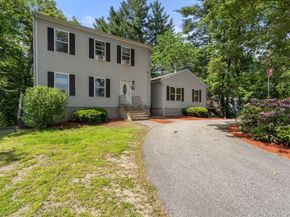 43 Outlook Rd, Billerica MA 01862