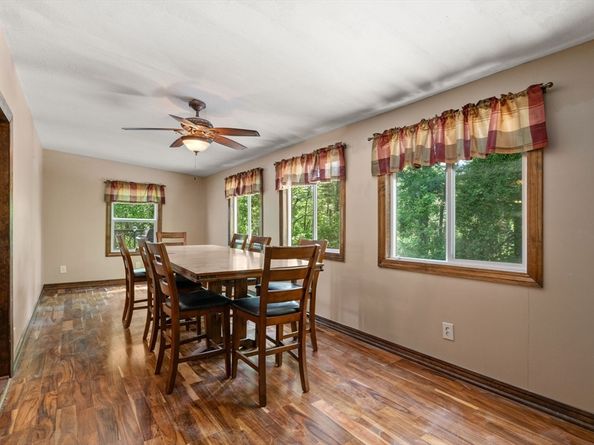 43 Outlook Rd, Billerica MA 01862