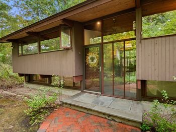 4 Plum Hill Rd.