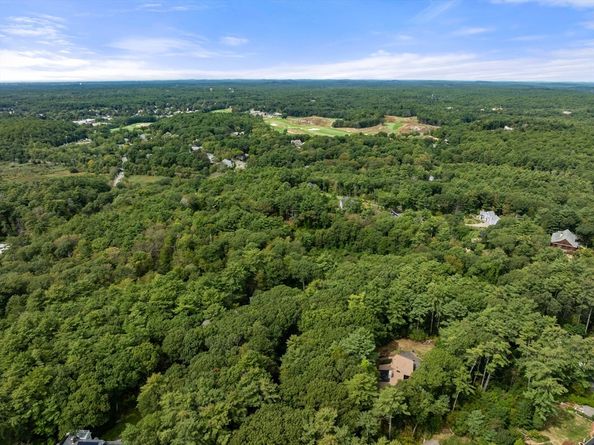 4 Plum Hill Rd., Manchester MA 01944