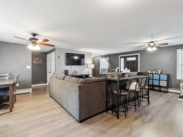 14 Hyde Park St, Winchendon MA 01475