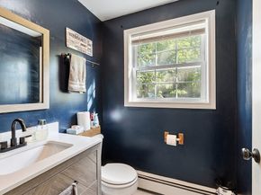 14 Hyde Park St, Winchendon MA 01475