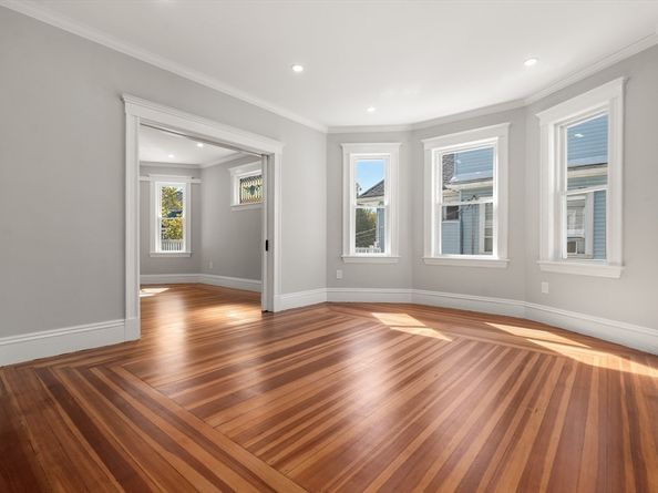 85-87 Dexter Avenue 85, Watertown MA 02472