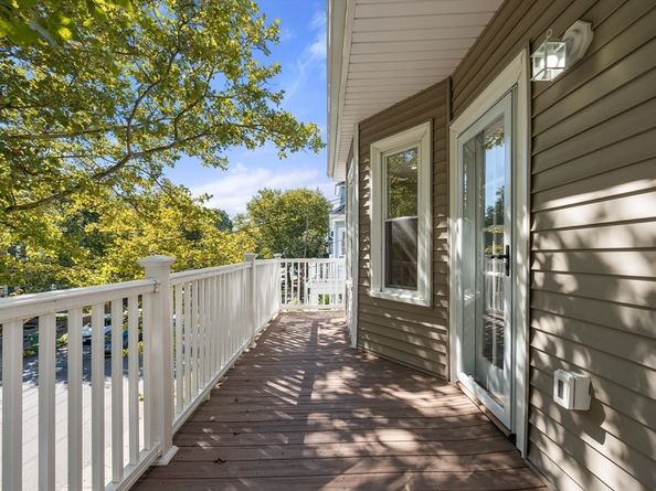85-87 Dexter Avenue 85, Watertown MA 02472